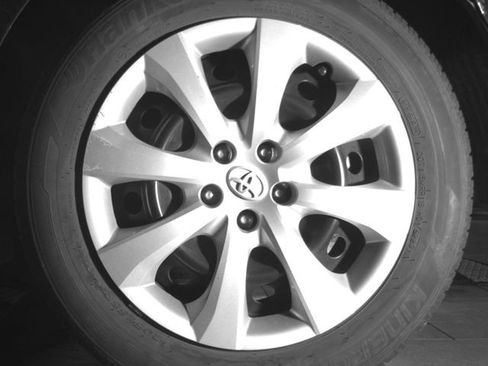 Used 2024 Toyota Corolla LE FWD image 13