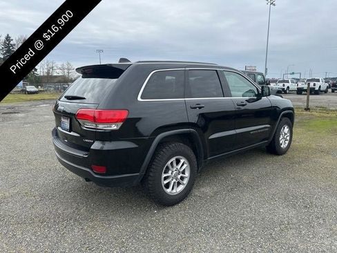 Used 2018 Jeep Grand Cherokee Laredo image 4