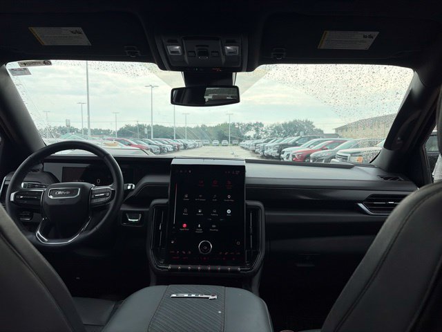Used 2025 GMC Yukon AT4 AWD/4WD image 22