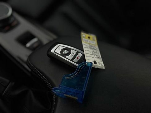 Used 2019 BMW M4 Convertible w/ Competition Package image 36