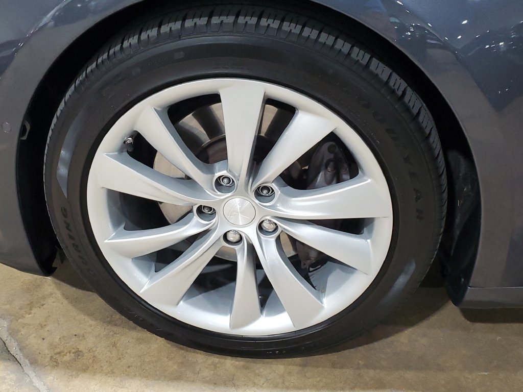 Used 2017 Tesla Model S 100D AWD/4WD image 36