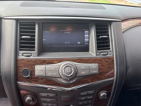 Used 2018 Nissan Armada Platinum w/ Interior Lighting Package RWD image 19