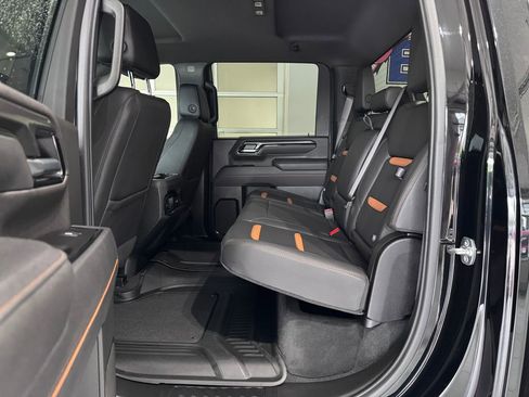 Certified 2025 GMC Sierra 2500 AT4 AWD/4WD image 15