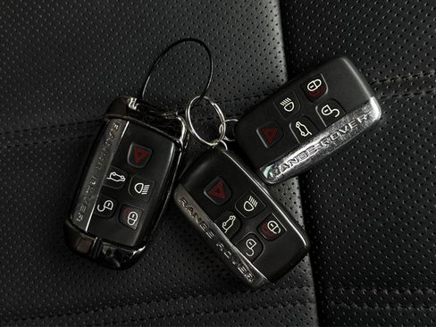 Used 2014 Land Rover Range Rover Supercharged AWD/4WD image 15
