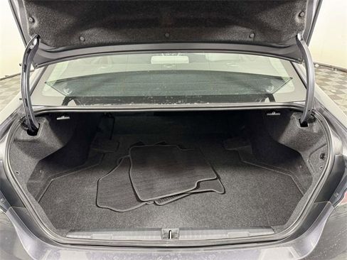 Used 2023 Subaru Legacy Premium image 14