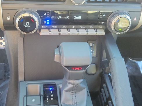Used 2026 Toyota Tacoma TRD Sport w/ TRD Sport Premium Package RWD image 22