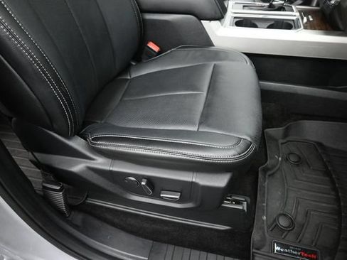 Used 2018 Ford F150 Lariat w/ Equipment Group 502A Luxury AWD/4WD image 33