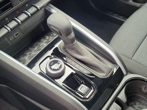 New 2026 Chevrolet Colorado Trail Boss AWD/4WD image 13