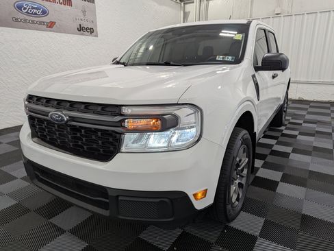 Used 2022 Ford Maverick XLT FWD image 3