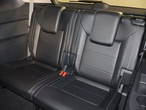 Used 2021 Volkswagen Atlas SE image 15