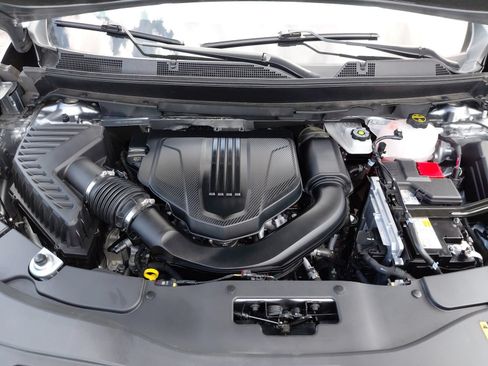 Used 2025 Chevrolet Traverse RS w/ LPO, Floor Liner Package AWD/4WD image 15