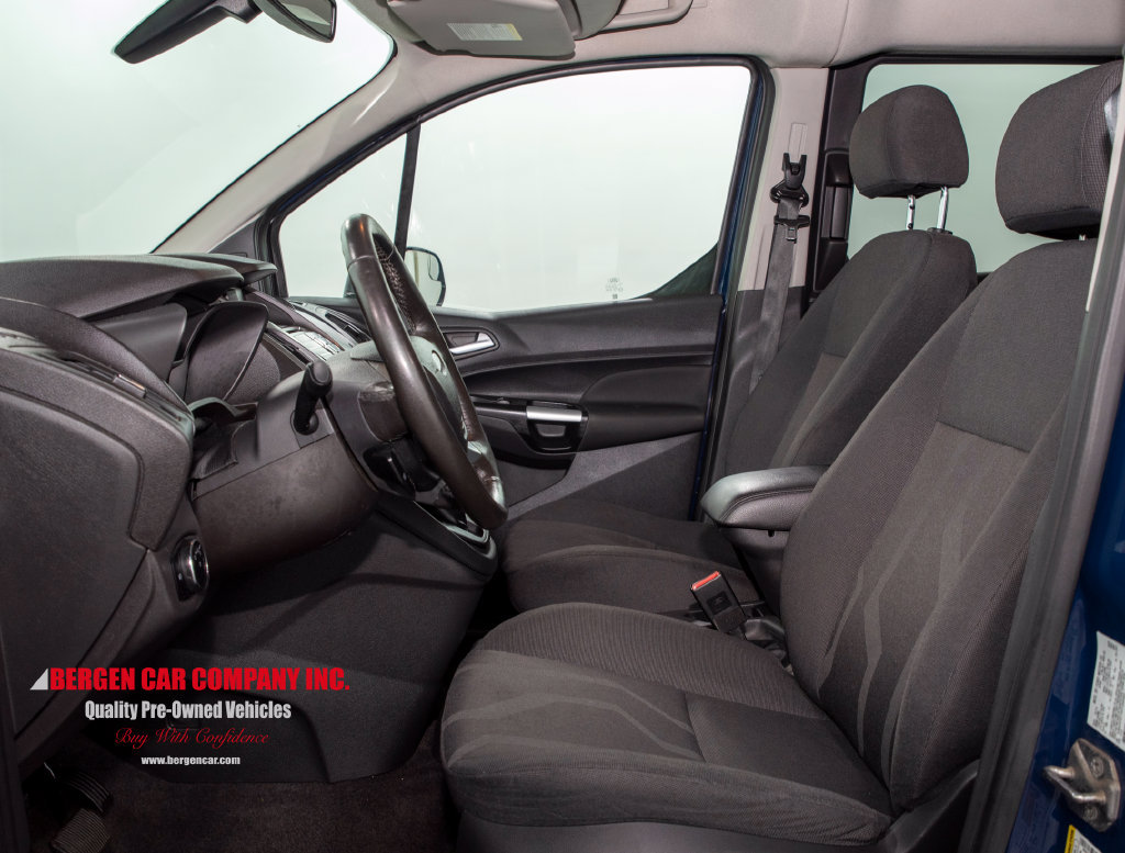 Used 2017 Ford Transit Connect XLT FWD image 12