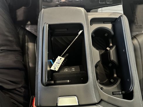 New 2026 INFINITI QX80 Luxe w/ Cargo Package image 24