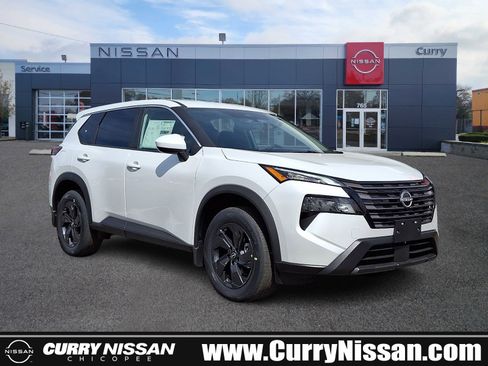 New 2026 Nissan Rogue SV w/ Cold Weather Package AWD/4WD image 1
