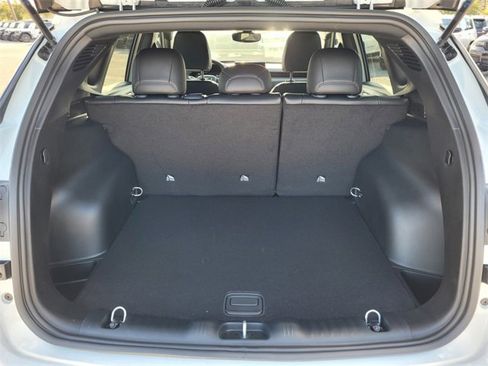 Used 2026 Jeep Compass Latitude image 14