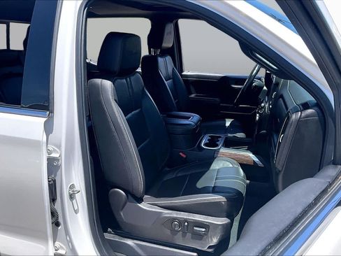 Used 2022 Chevrolet Silverado 1500 High Country AWD/4WD image 9