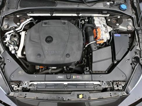 Used 2022 Volvo S60 T8 R-Design Expression AWD/4WD image 49