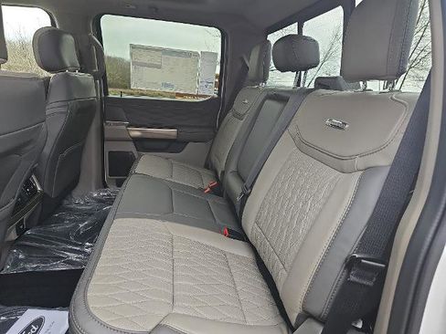 New 2026 Ford F250 Platinum w/ Platinum Plus Package AWD/4WD image 27