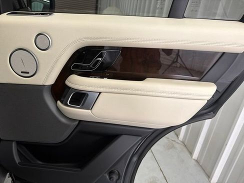 Used 2020 Land Rover Range Rover HSE AWD/4WD image 16