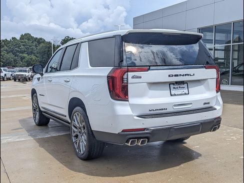 New 2026 GMC Yukon Denali Ultimate AWD/4WD image 8