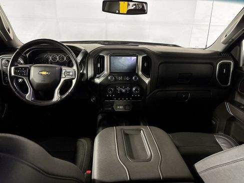 Used 2019 Chevrolet Silverado 1500 LTZ w/ LTZ Convenience Package AWD/4WD image 12