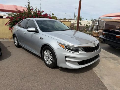 Used 2016 Kia Optima LX w/ LX Convenience Package image 1