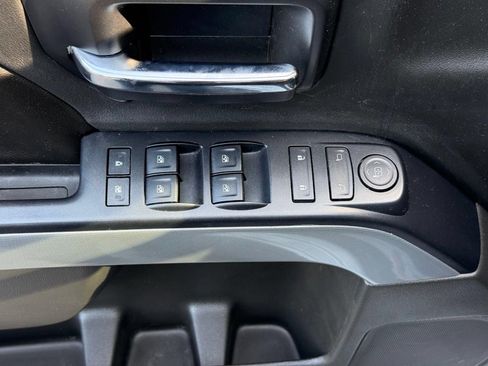 Used 2017 Chevrolet Silverado 1500 LT w/ All Star Edition AWD/4WD image 17