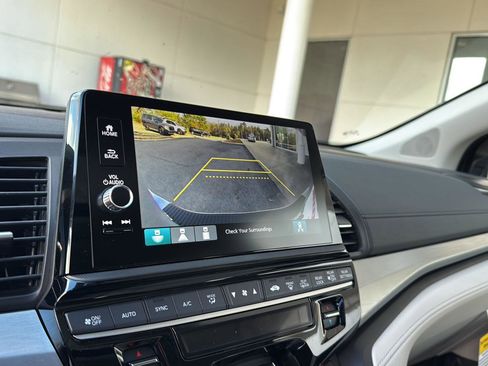 New 2026 Honda Odyssey EX-L image 23