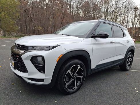 Used 2021 Chevrolet TrailBlazer RS w/ Convenience Package image 10
