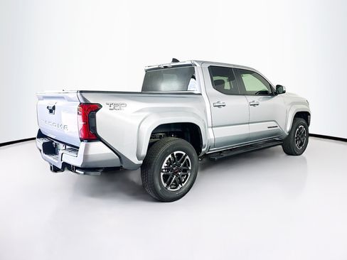 Used 2026 Toyota Tacoma TRD Sport RWD image 9