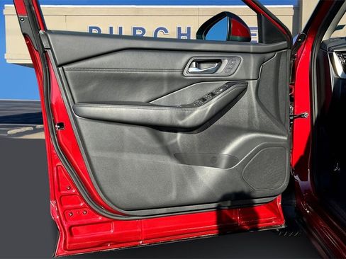 Used 2024 Nissan Rogue SL w/ SL Premium Package image 19