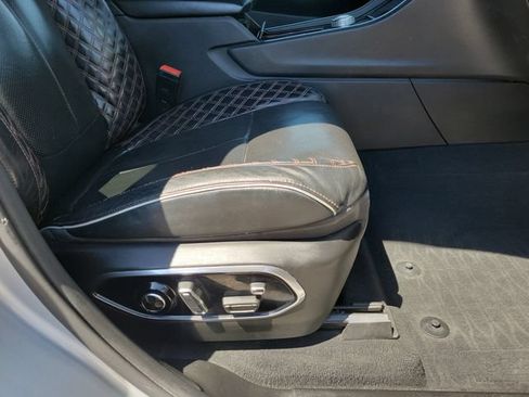 Used 2022 Jeep Grand Cherokee Summit AWD/4WD image 46