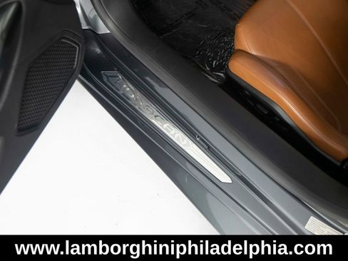Used 2015 Lamborghini Huracan LP 610-4 AWD/4WD image 12