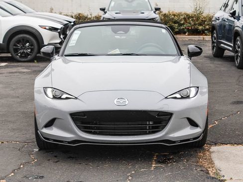 New 2026 MAZDA MX-5 Miata Club RWD image 2