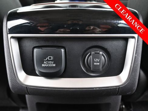 Used 2023 Kia Carnival SX Prestige image 39