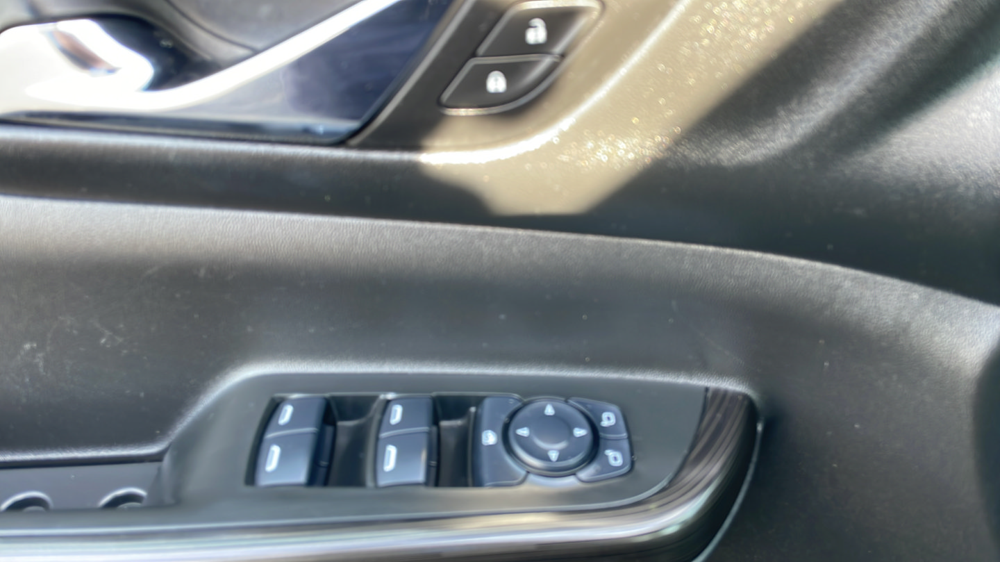 Used 2017 GMC Acadia SLE w/ Driver Alert Package I AWD/4WD image 15