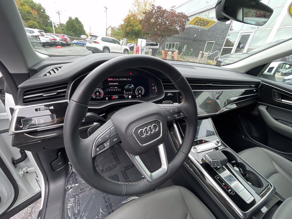 Used 2026 Audi Q8 Premium Plus AWD/4WD image 10