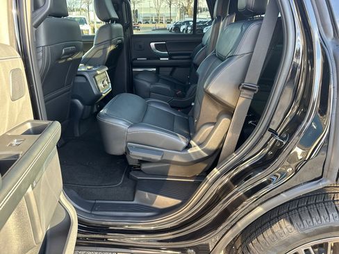 New 2025 Ford Expedition Platinum w/ Stealth Performance Package image 44