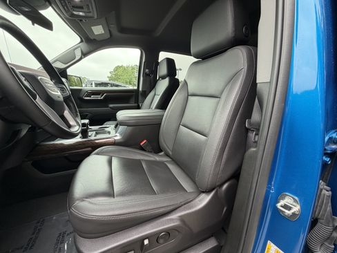 Used 2024 GMC Sierra 1500 Elevation w/ Elevation Premium Package AWD/4WD image 16