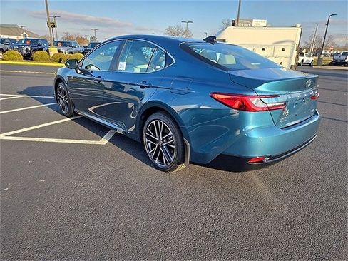 New 2026 Toyota Camry XLE image 6