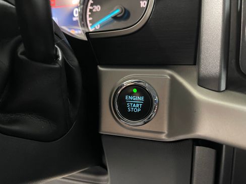 Used 2021 Ford F150 XLT w/ Equipment Group 302A High image 19