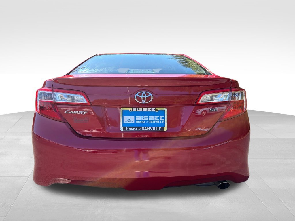 Used 2014 Toyota Camry SE FWD image 6