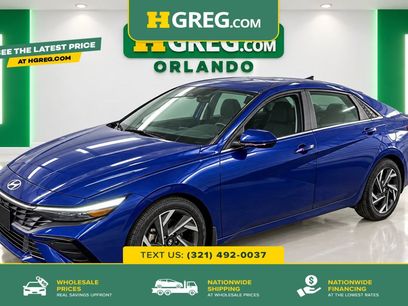 Used 2024 Hyundai Elantra SEL w/ Convenience Package