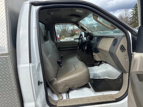 Used 2008 Ford F450 2WD Regular Cab Super Duty image 14