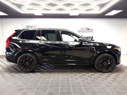 Used 2020 Volvo XC90 T6 Momentum w/ Protection Package Premier AWD/4WD image 17