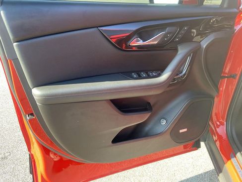 Used 2021 Chevrolet Blazer RS w/ Enhanced Convenience Package image 23