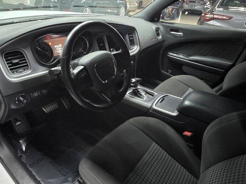 Used 2022 Dodge Charger Scat Pack RWD image 14
