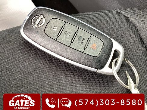 Used 2025 Nissan Sentra SV FWD image 23