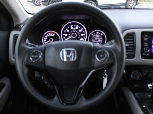 Used 2022 Honda HR-V LX image 22