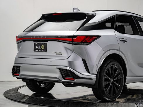 Used 2023 Lexus RX 500h F Sport w/ Cold Area Package AWD/4WD image 18